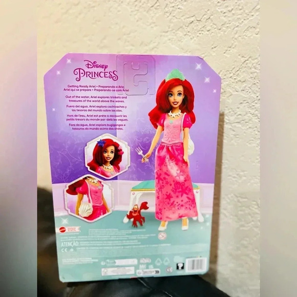 Disney Ariel doll fashion doll includes all the accesories